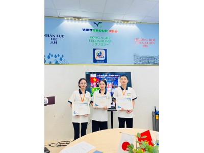 Khoảnh Khắc Học Viên Tham Gia Sự Kiện Tại VIETGROUP EDU Khoảnh Khắc Học Viên Tham Gia Sự Kiện Tại VIETGROUP EDU